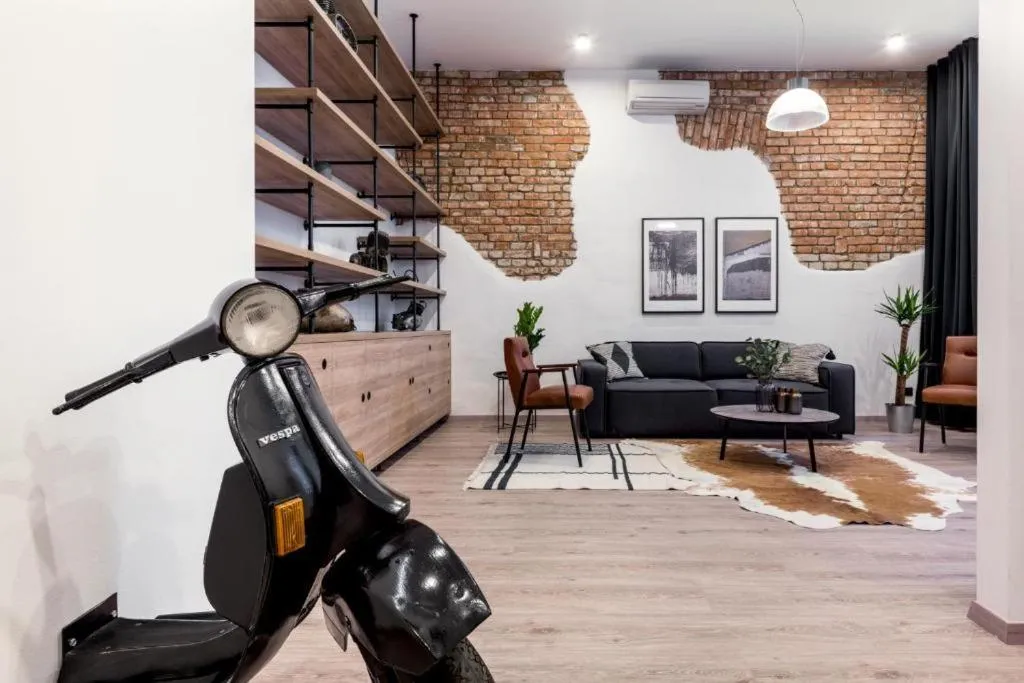Apartmánový dům U Tomana — 7