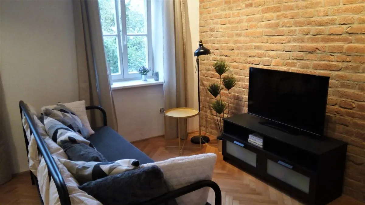 Apartment Úvoz Street 64 — 2
