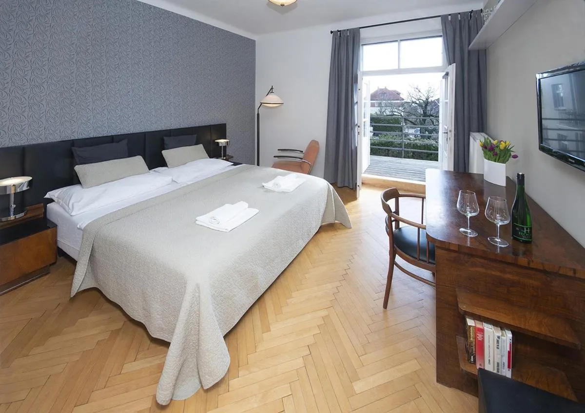 Bed&Breakfast & Apartment Klafé — 3