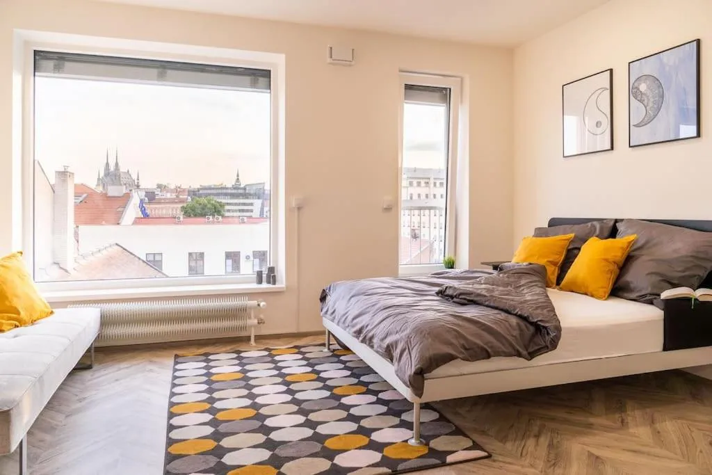 Brno Center View Apartement A – with self check-in
