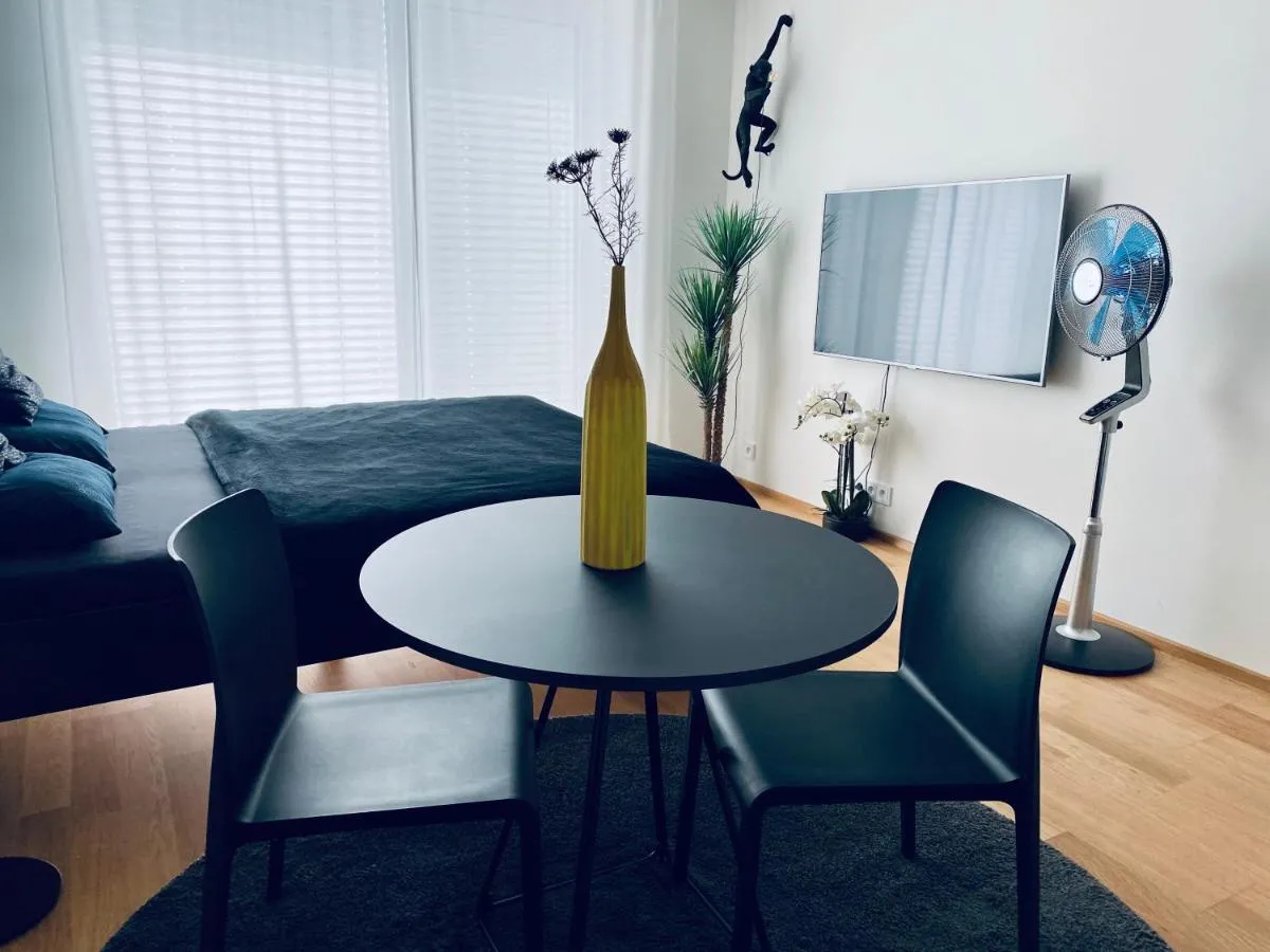 Business Apartments — 2