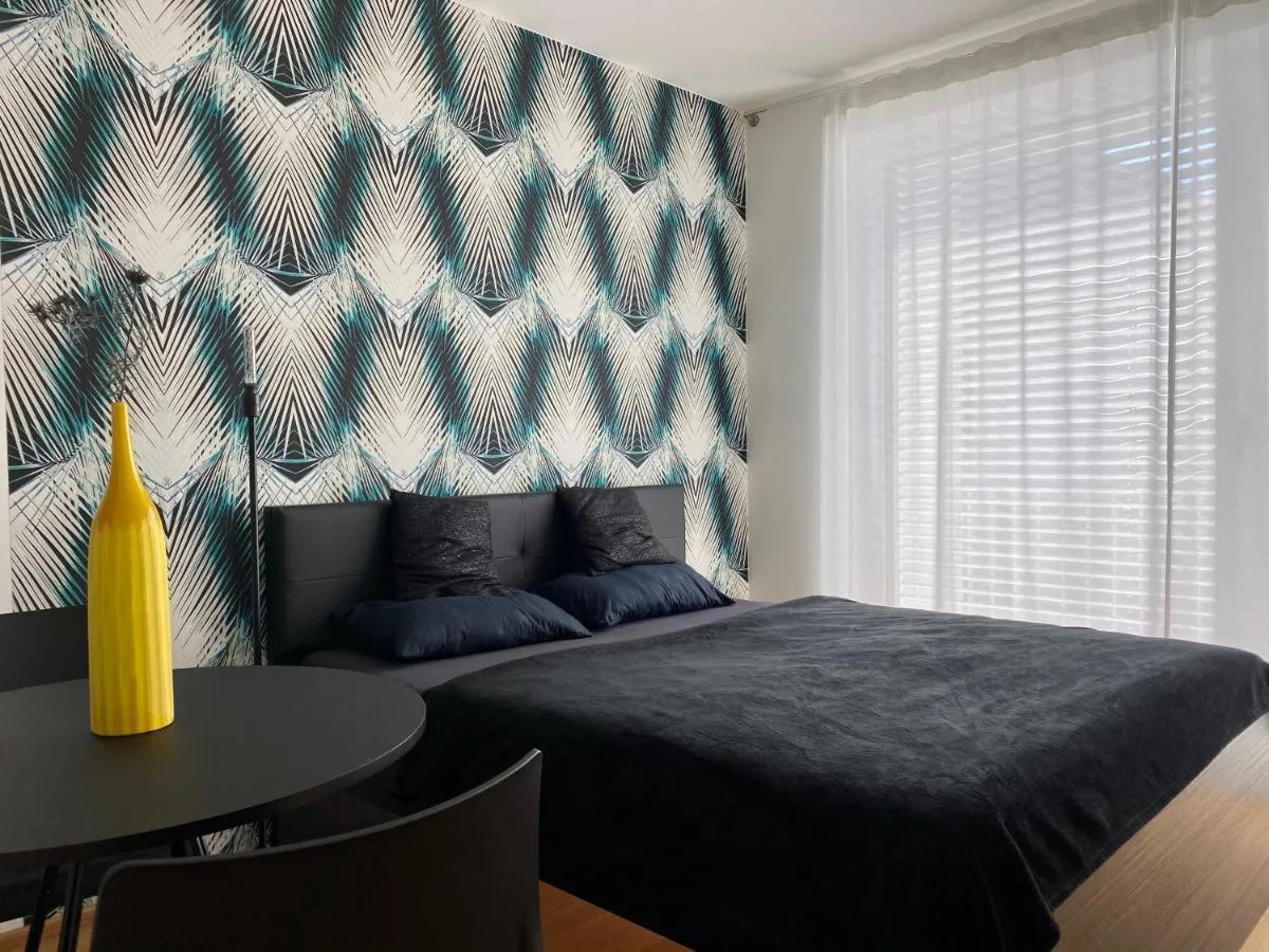 Business Apartments — 5