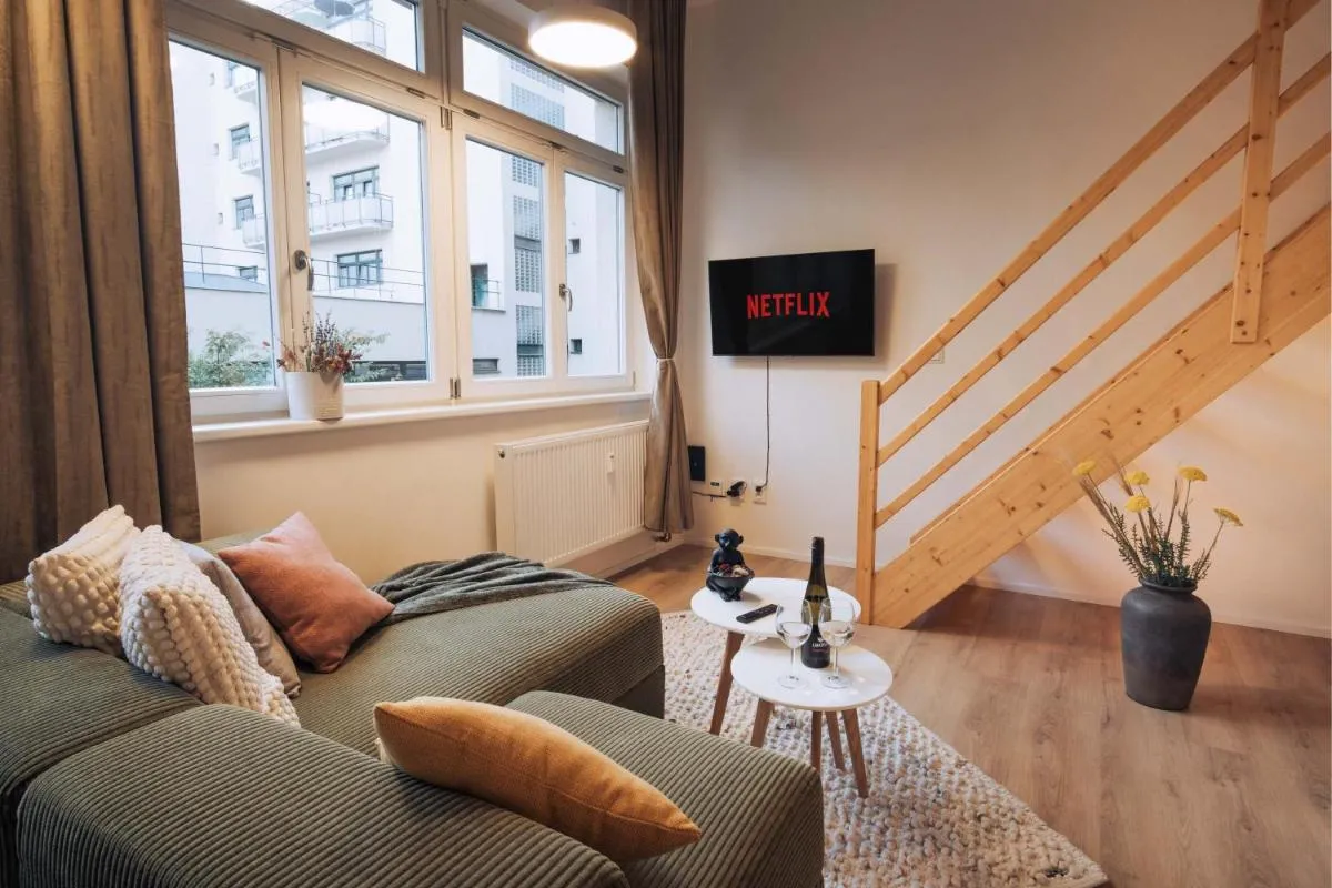 Chic Duplex in Historic Center & Netflix — 5