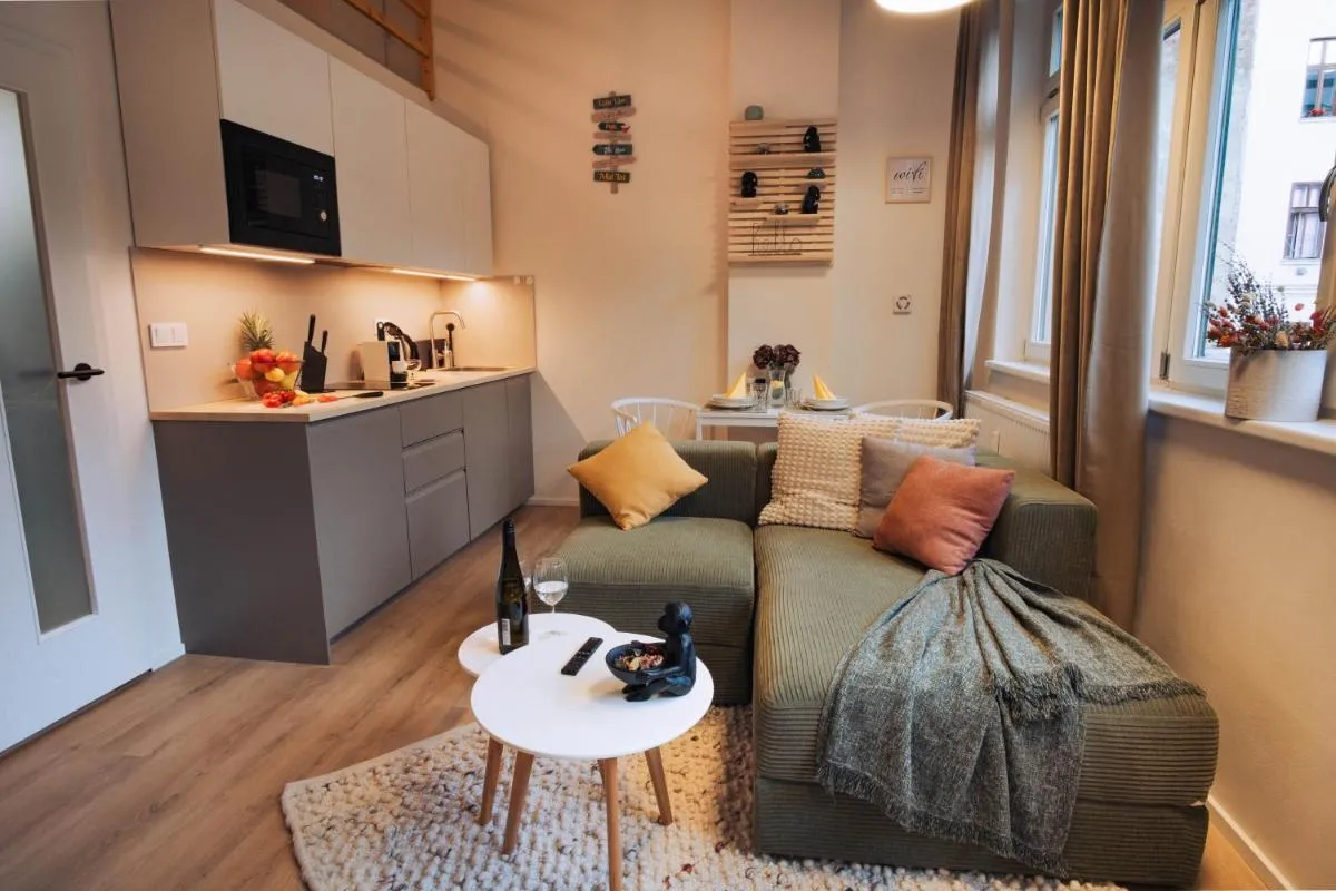 Chic Duplex in Historic Center & Netflix — 4