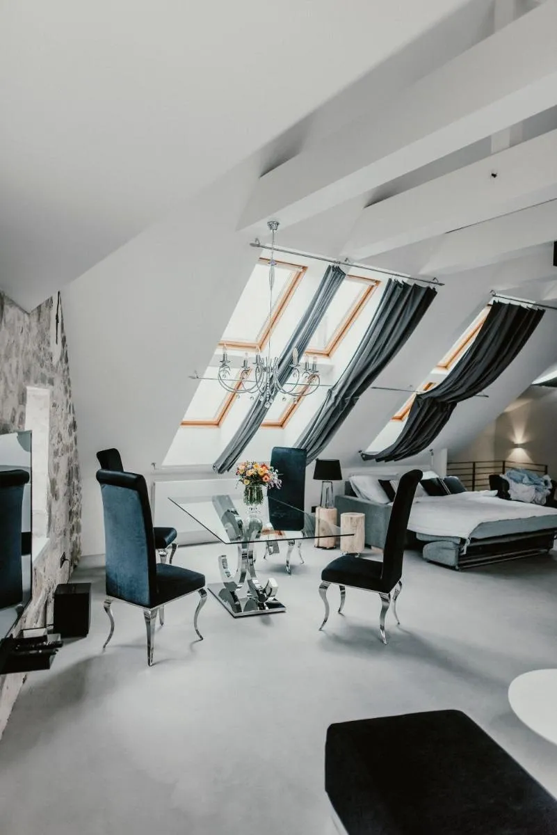 Coco Chanel Boutique Apartment — 5