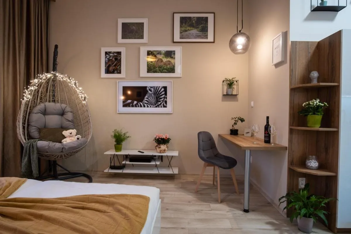 ⭑ Comfy VIP studio in the center with Netflix — 2