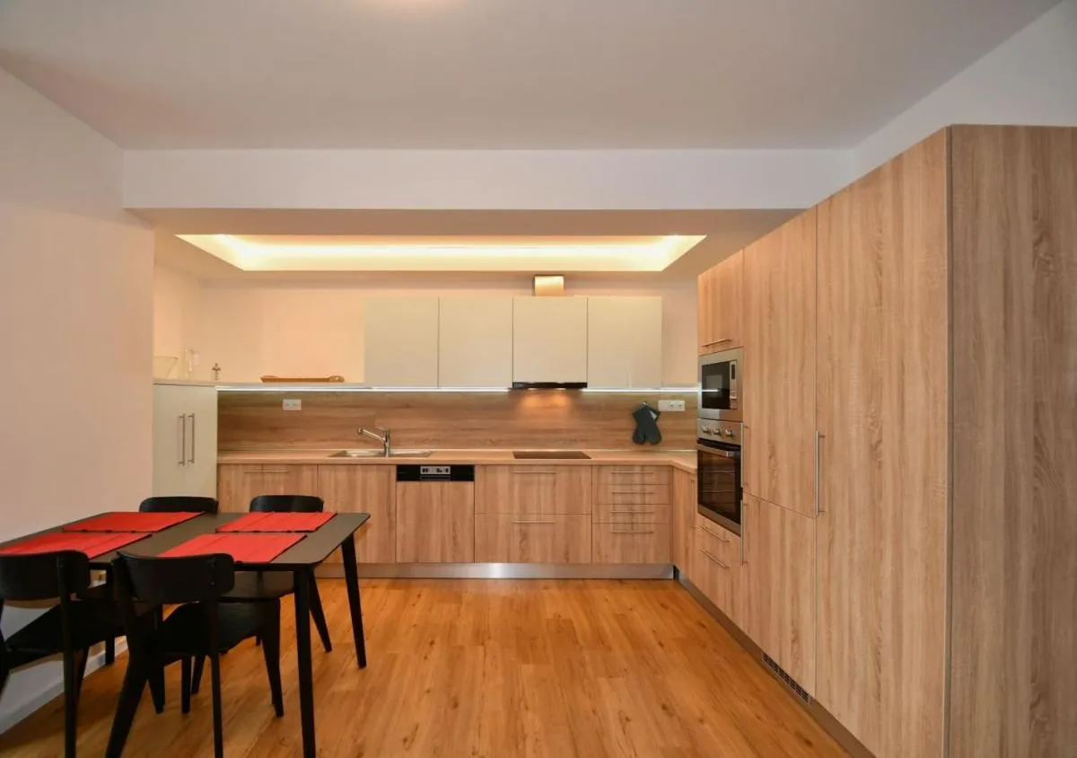 EFI Residence Holzova 28 — 6