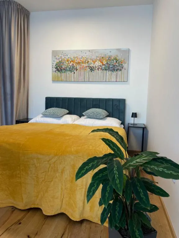 H52 Apartments