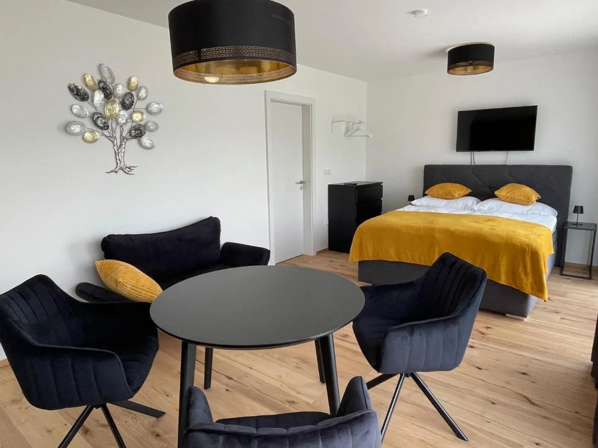 H52 Apartments — 5