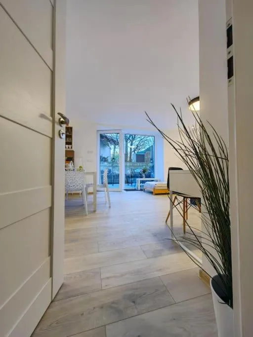 Haas Apartments Slepa, city centre, parking, courtyard — 5