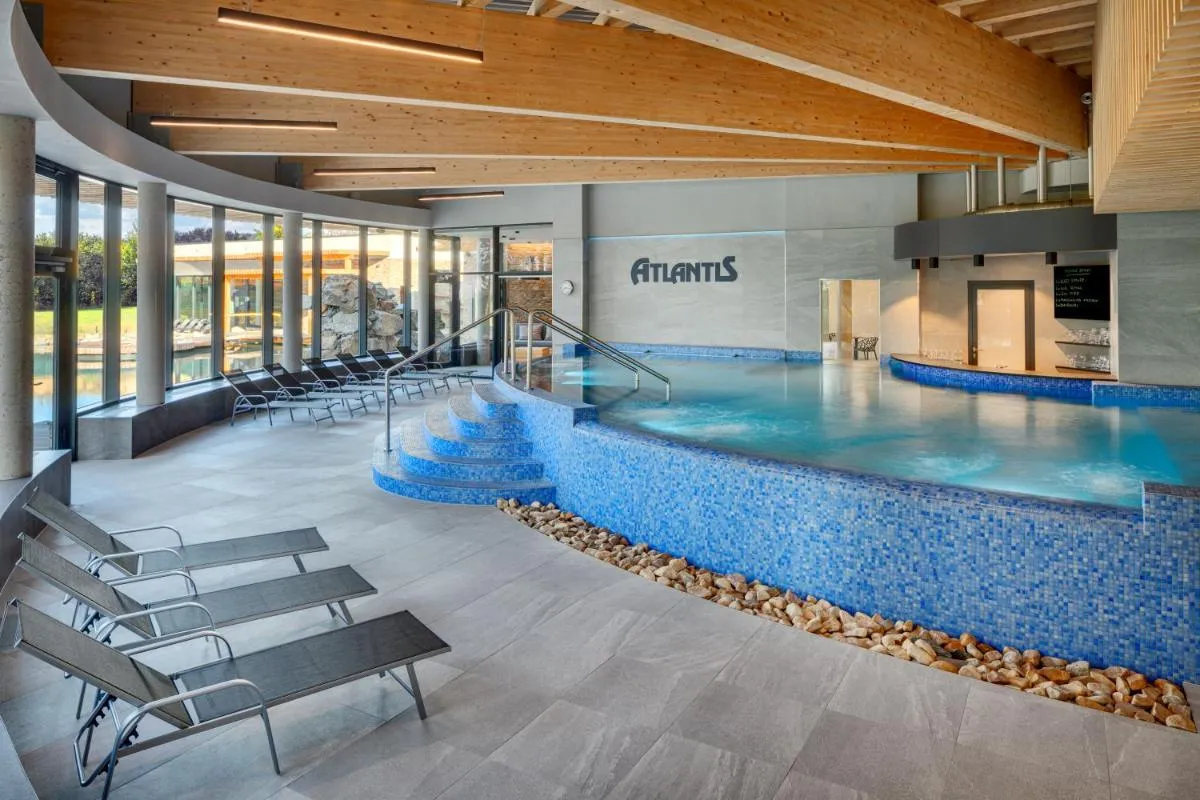 Hotel Atlantis — 3