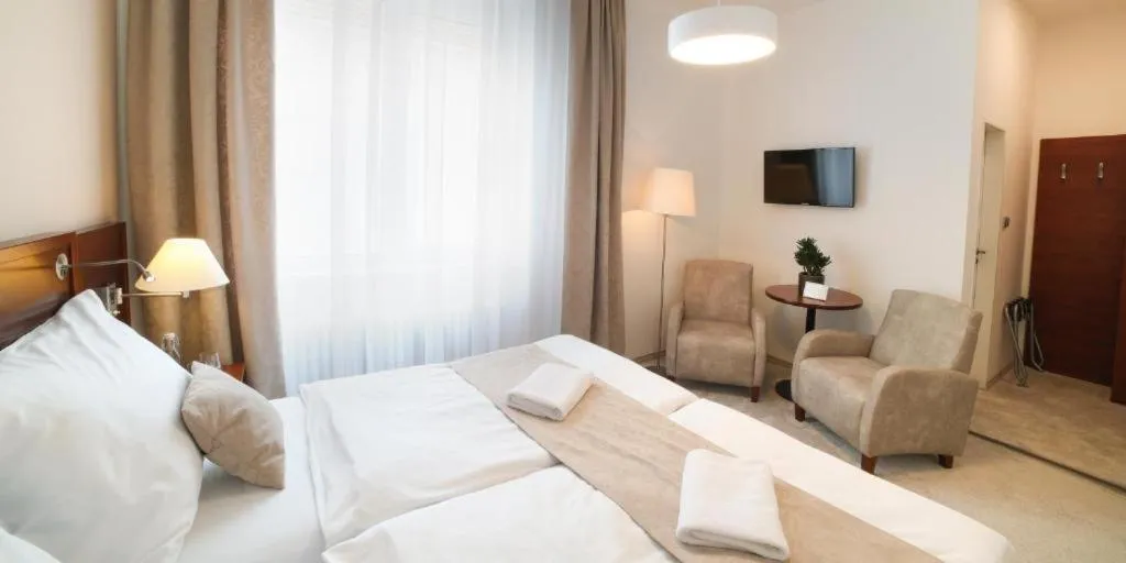 Hotel KOZÁK — 3