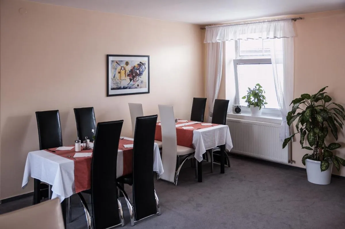 Hotel Omega Brno — 3