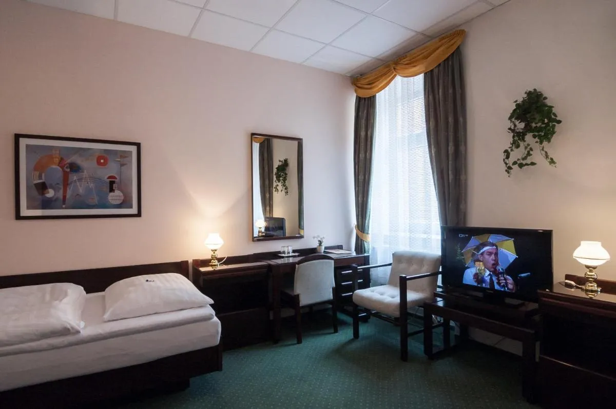 Hotel Omega Brno — 5