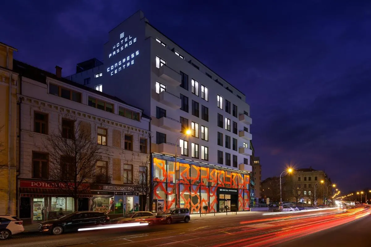 Hotel Passage — 4