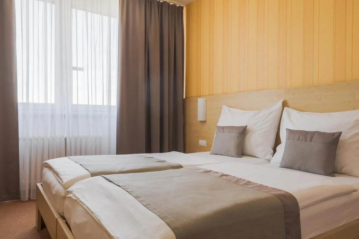 Hotel Vista — 5