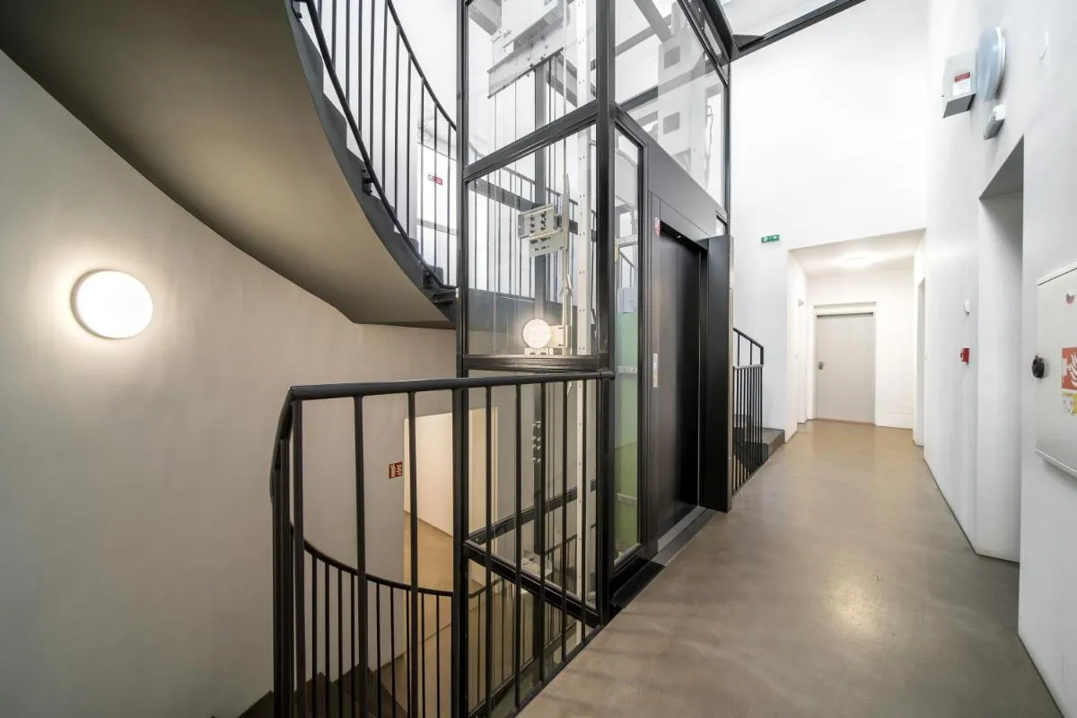 Internesto Brno Krenova — 7