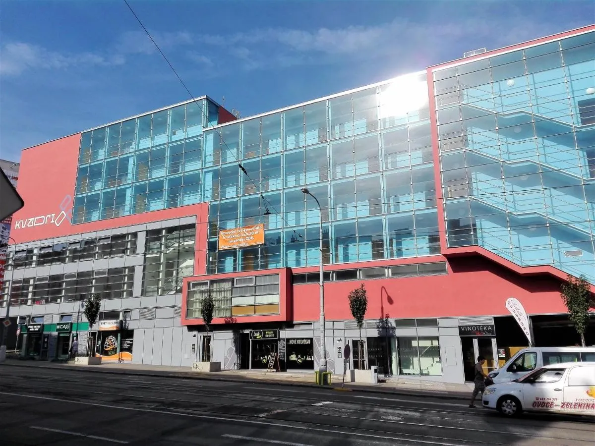 New apartment with garage parking — 6