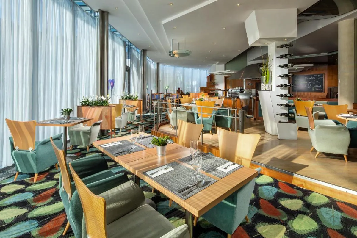 Quality Hotel Brno Exhibition Centre — 4