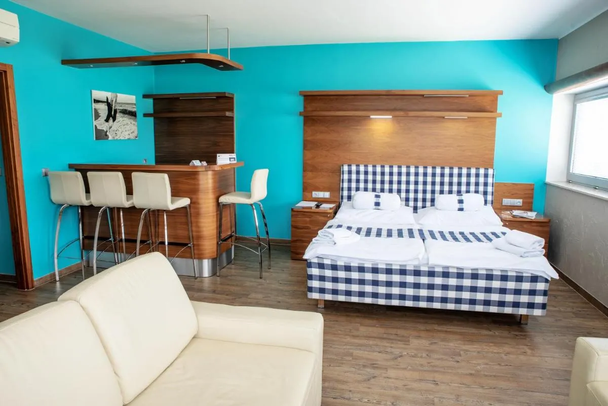 Restaurant & Design Hotel Noem Arch — 6
