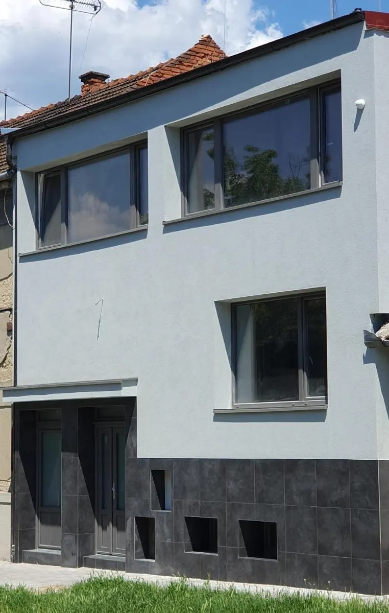 Small Apartments Denisa Business — 4