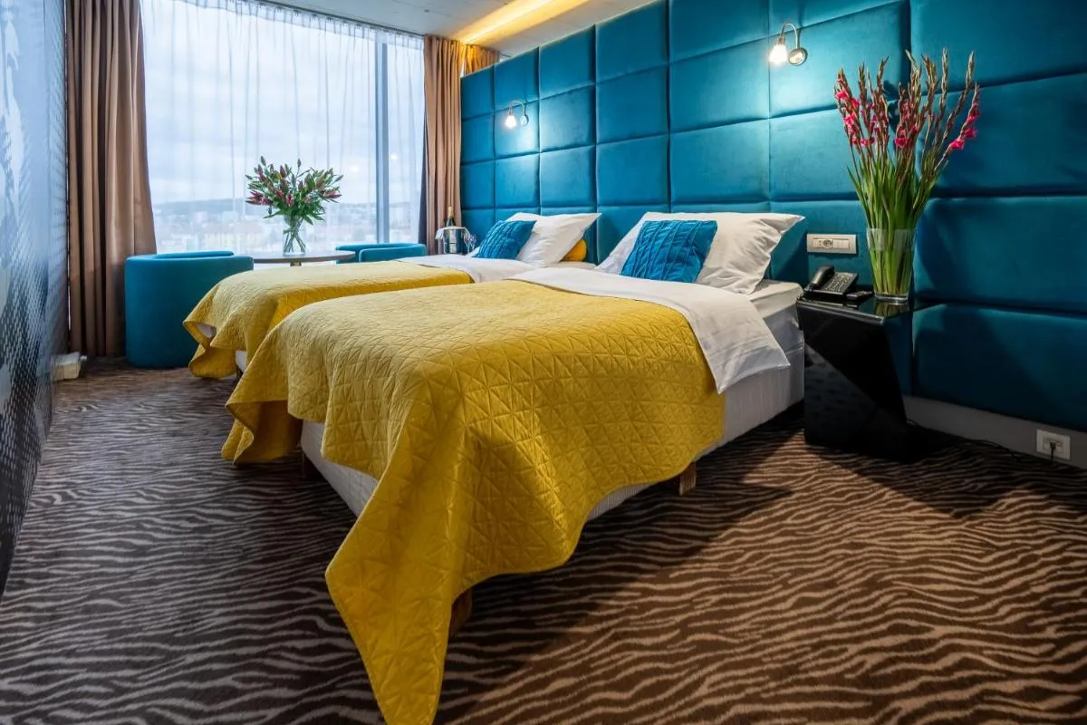 Sono Hotel — 4