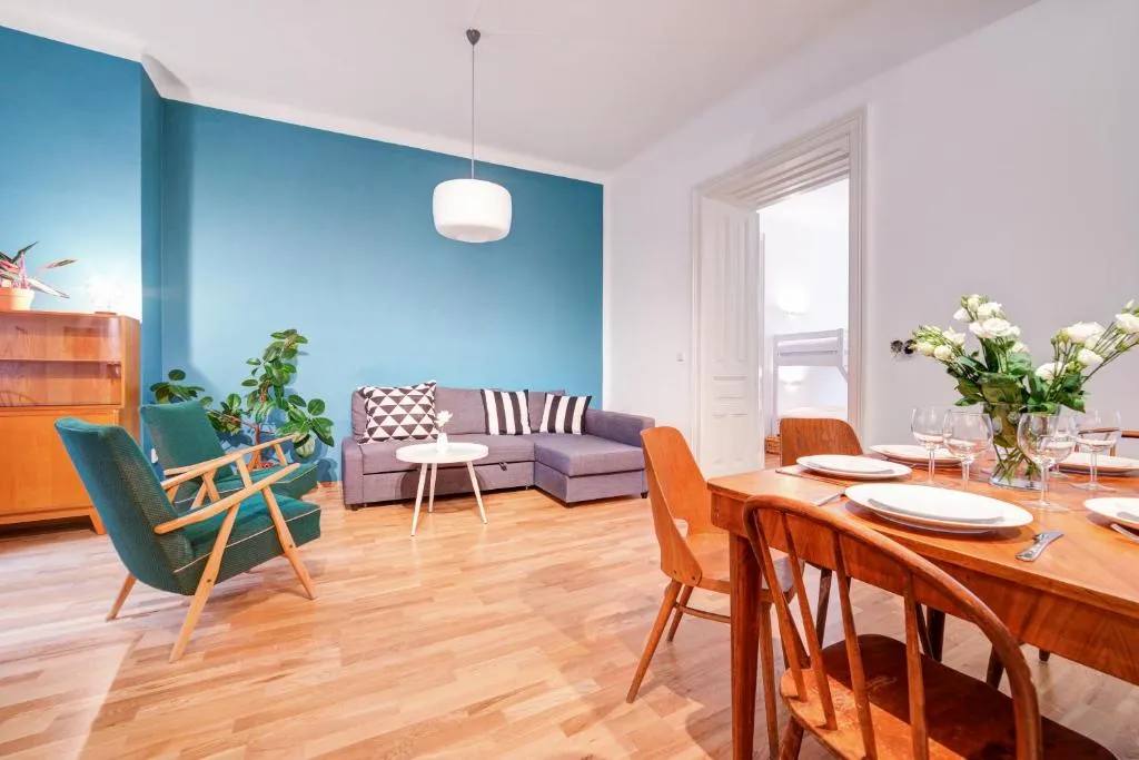 Vachova Apartments