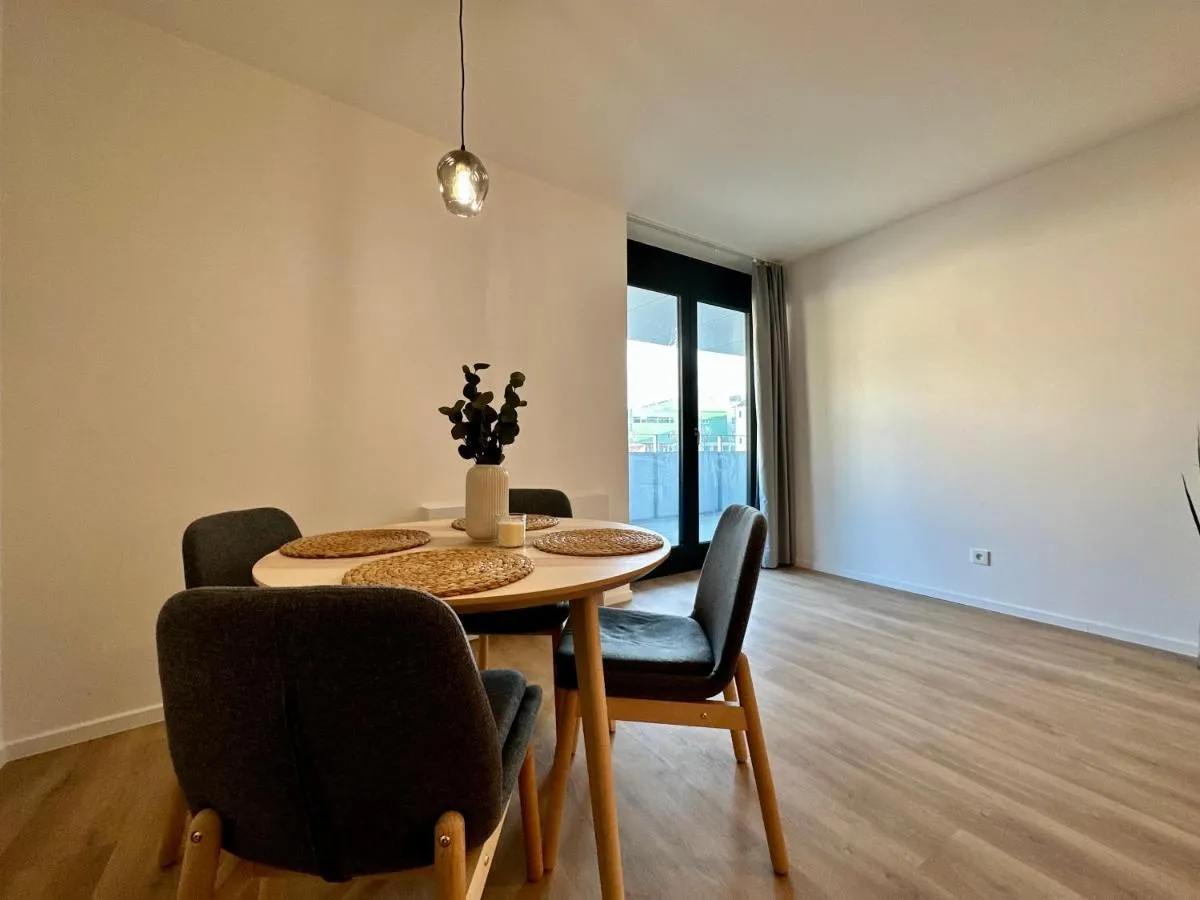 Vivien Modern City — 5