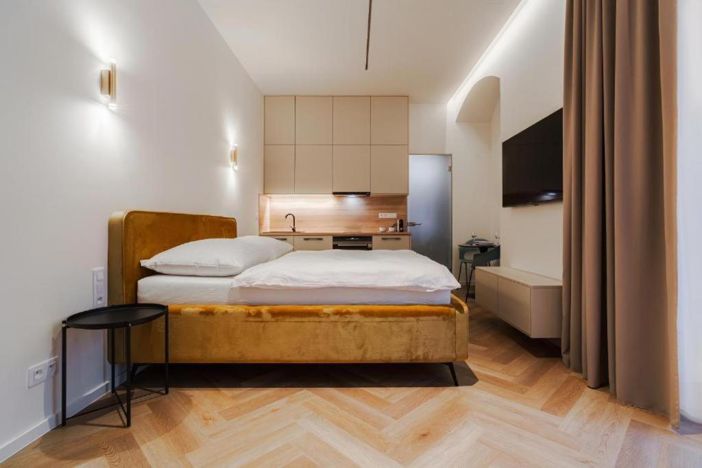 7nights Premium — 2