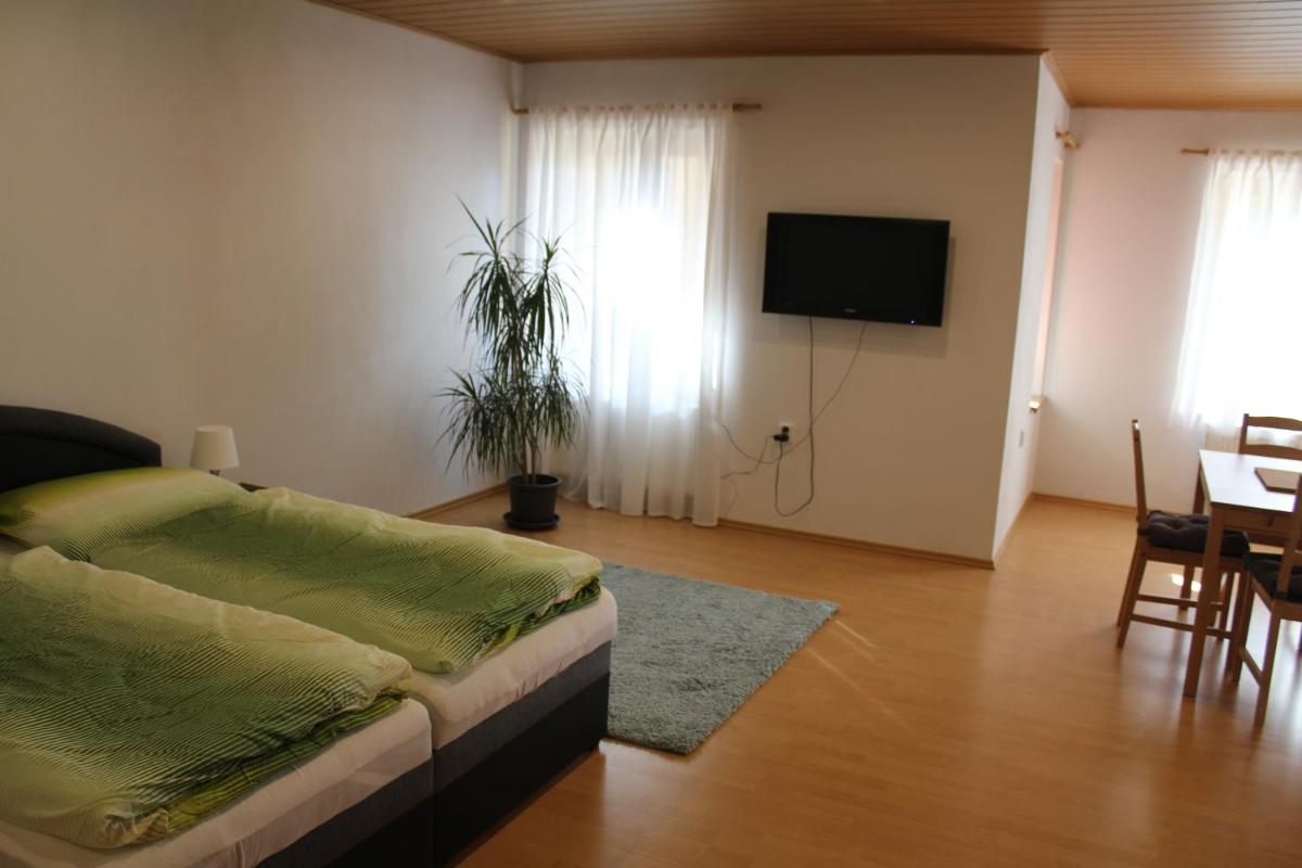 Apartmán v dobré lokalitě — 5
