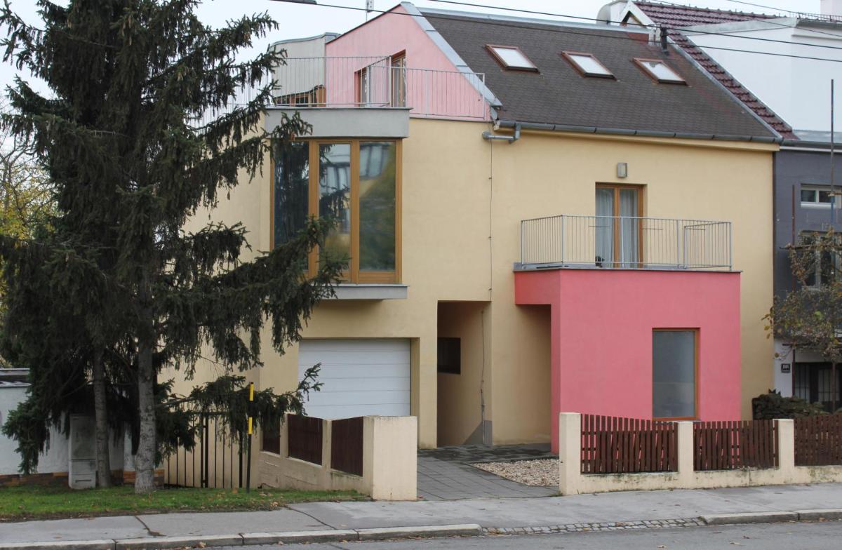 Apartmán v dobré lokalitě — 6