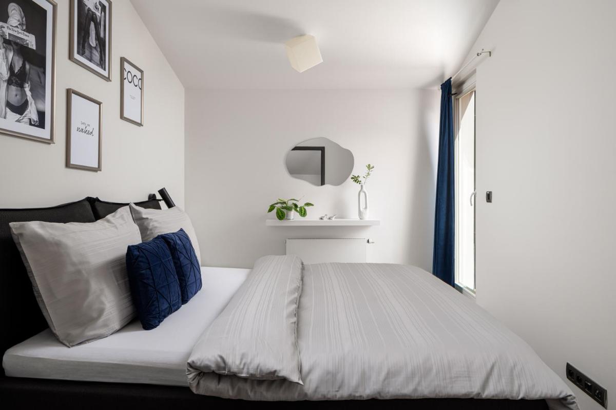 Coco Chanel Boutique Apartment by Goodnite cz — 3