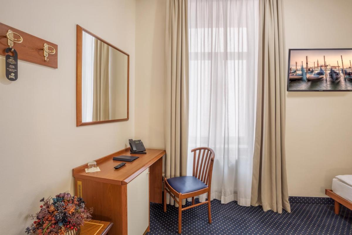Hotel Europa — 3