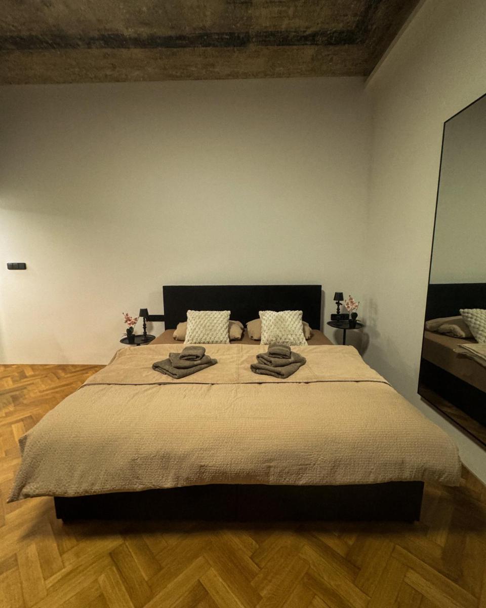 Iconic Apartment Mila Grohova, Brno Centre — 2