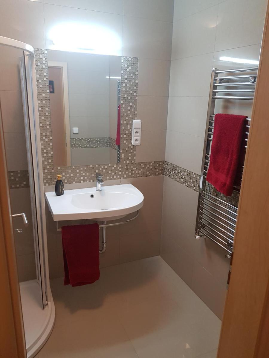 NEWLY BUILT APARTMENT 4 WITH BALCONY NEAR CENTER — 4