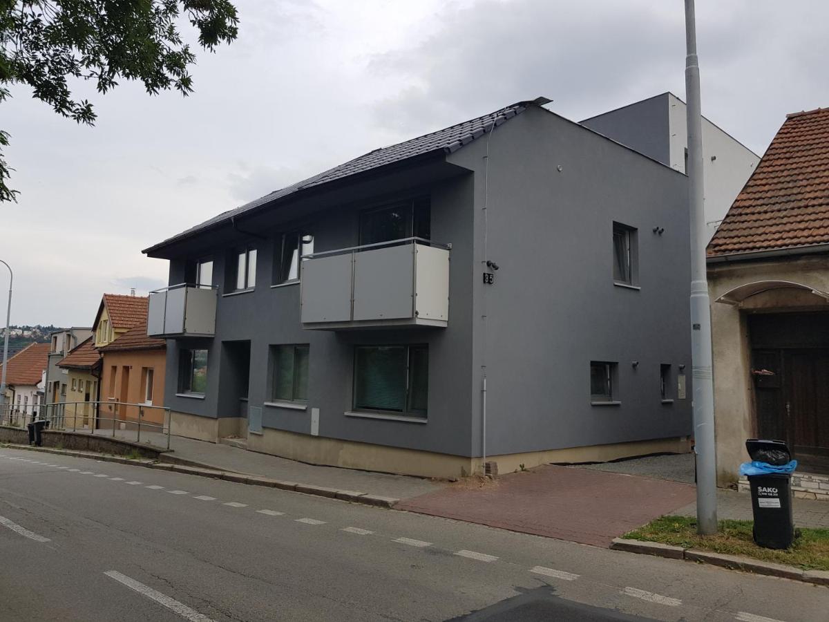 NEWLY BUILT APARTMENT 4 WITH BALCONY NEAR CENTER — 5