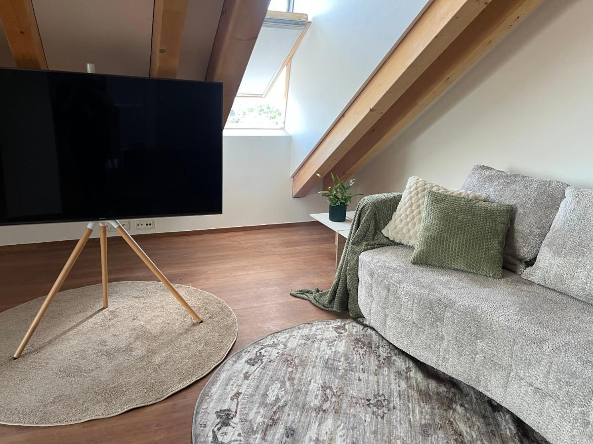 NOSTALGIE BOUTIQUE Suite — 2