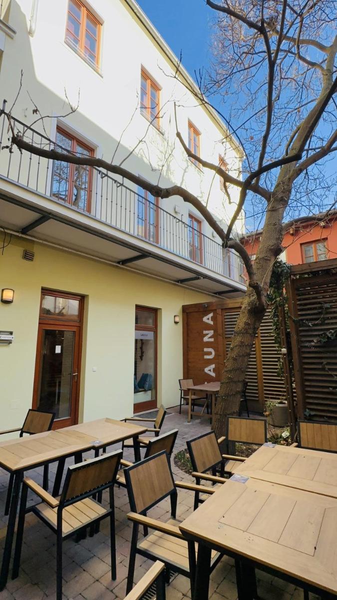 Nest Vibe Slovákova — 6