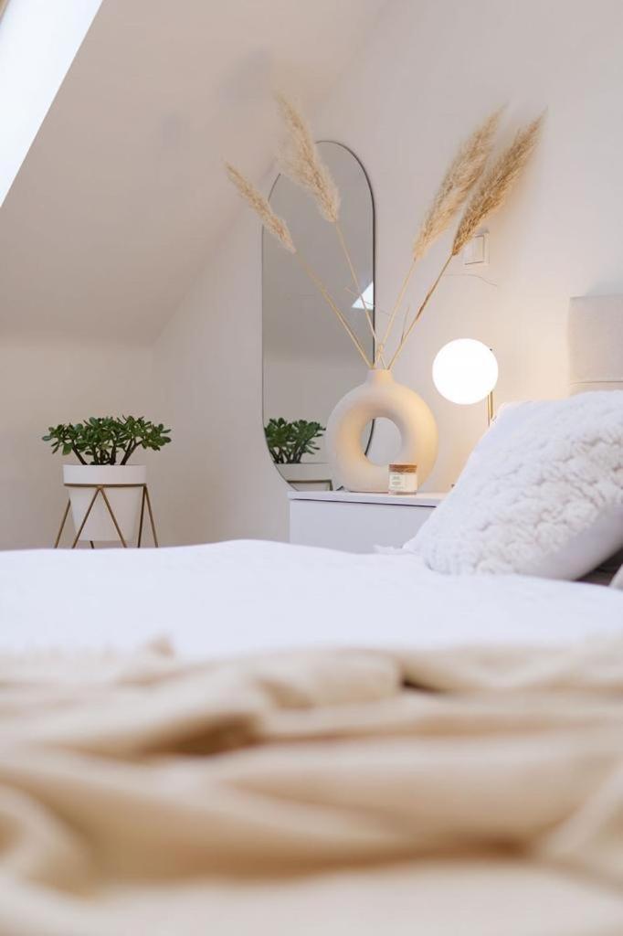 New luxury main square apartment — 4