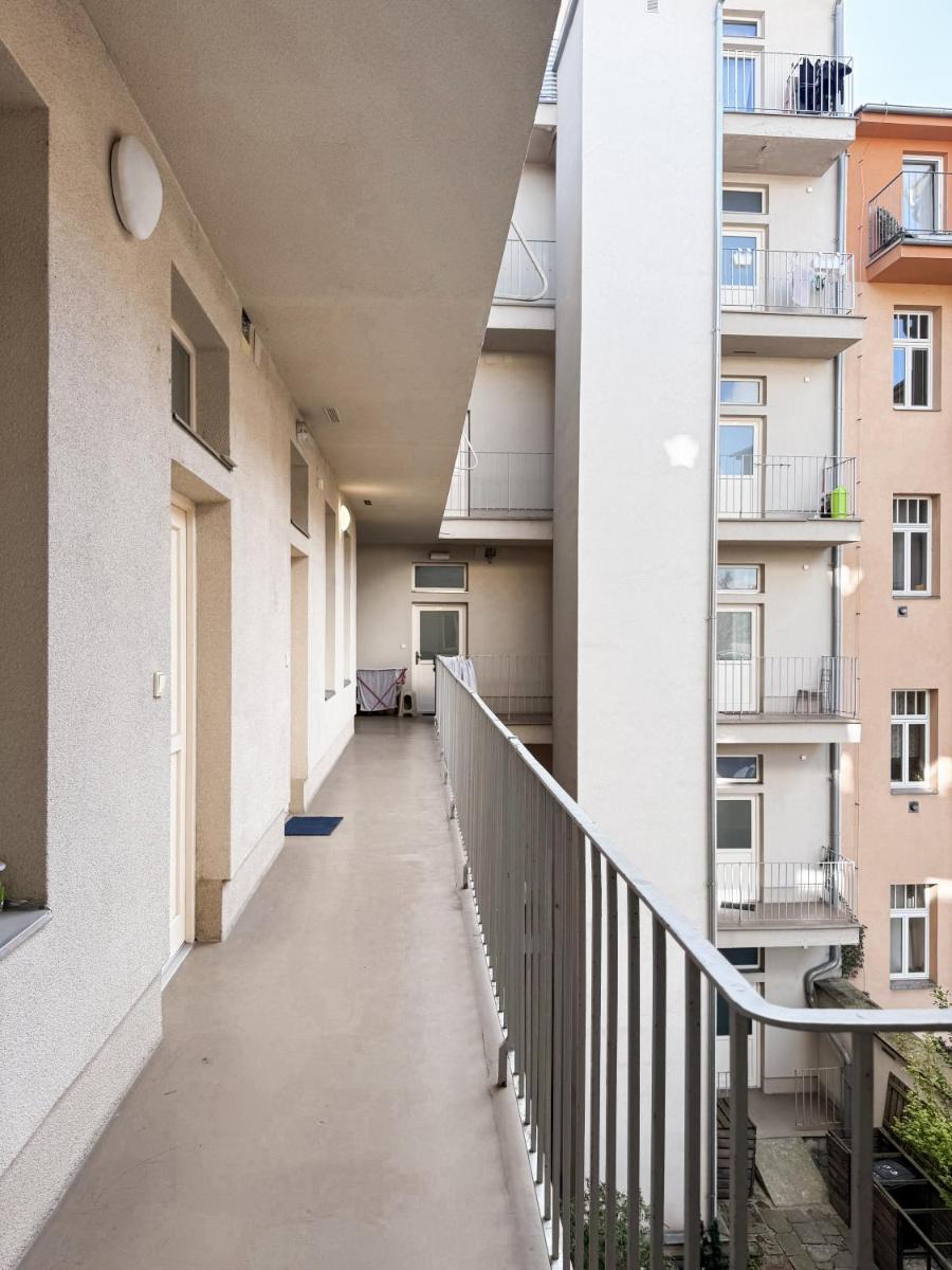Nook & Nite Apartments — 7